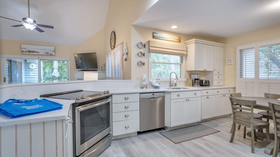 Spacious kitchen counter space