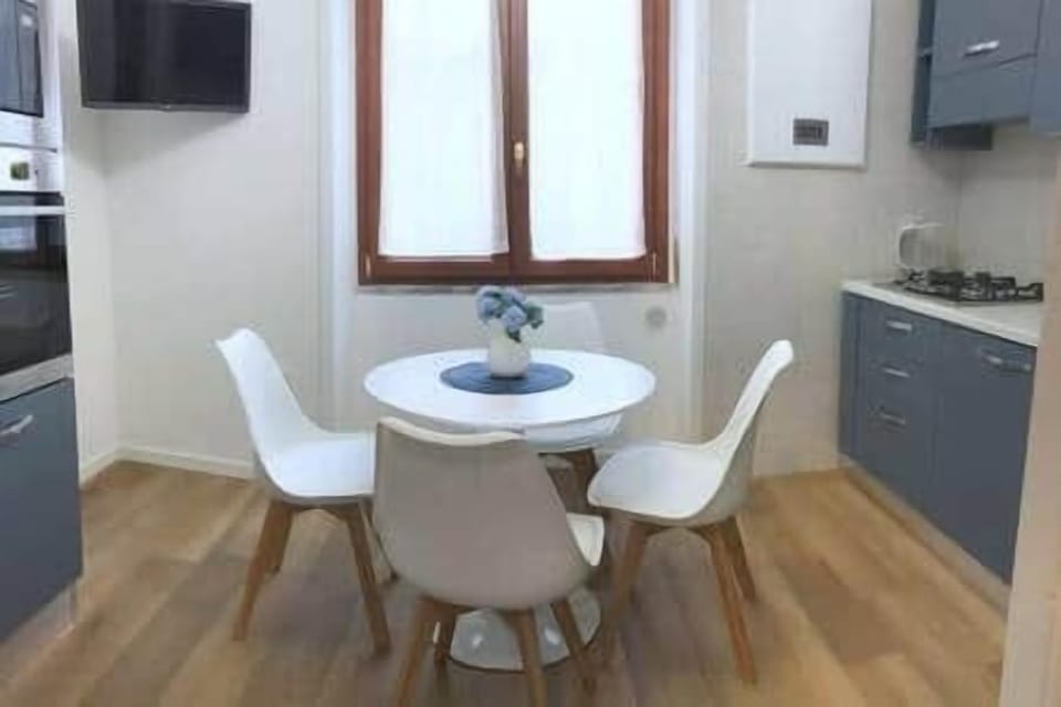 breakfast table / coffee break