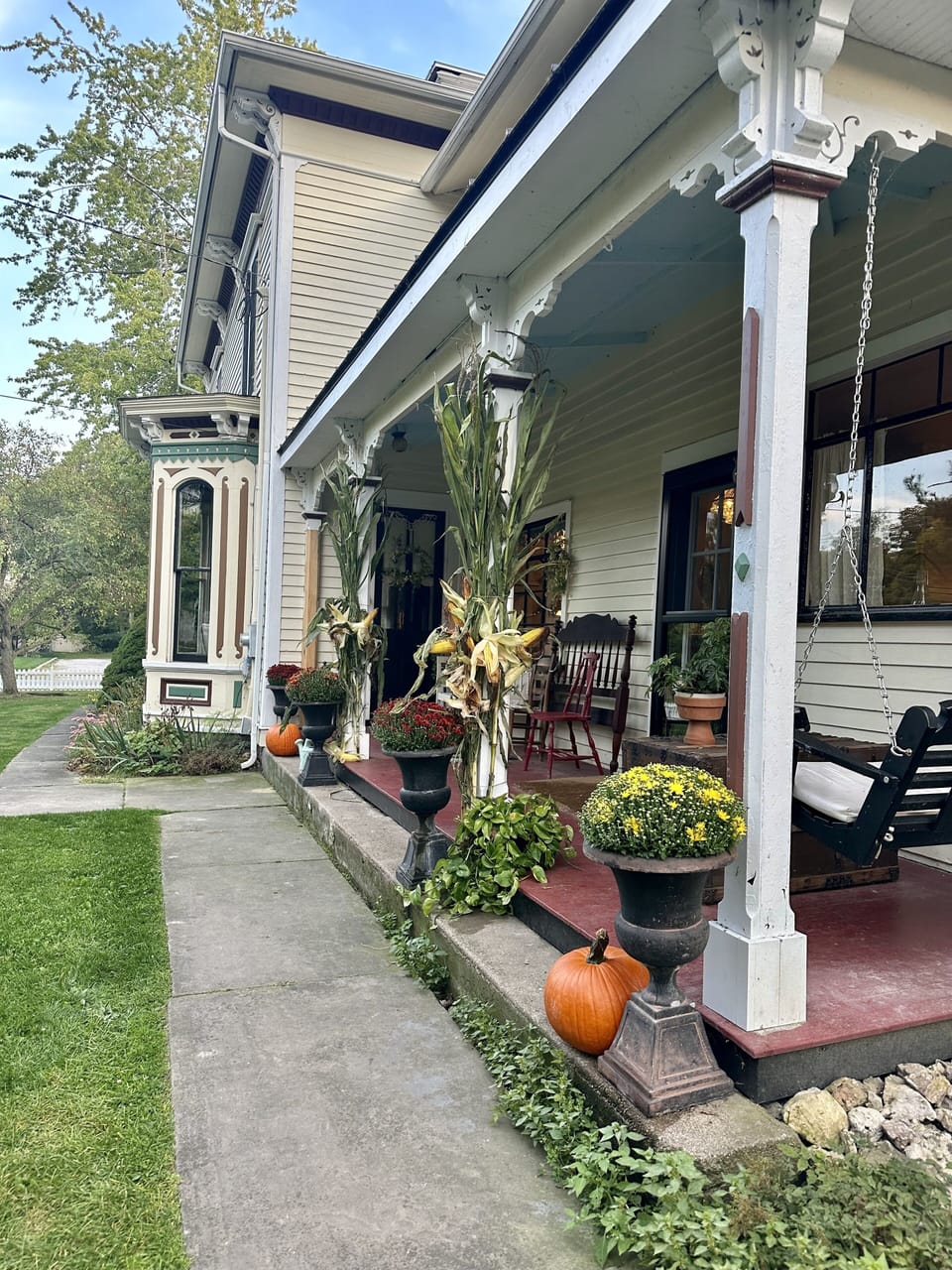 Side porch