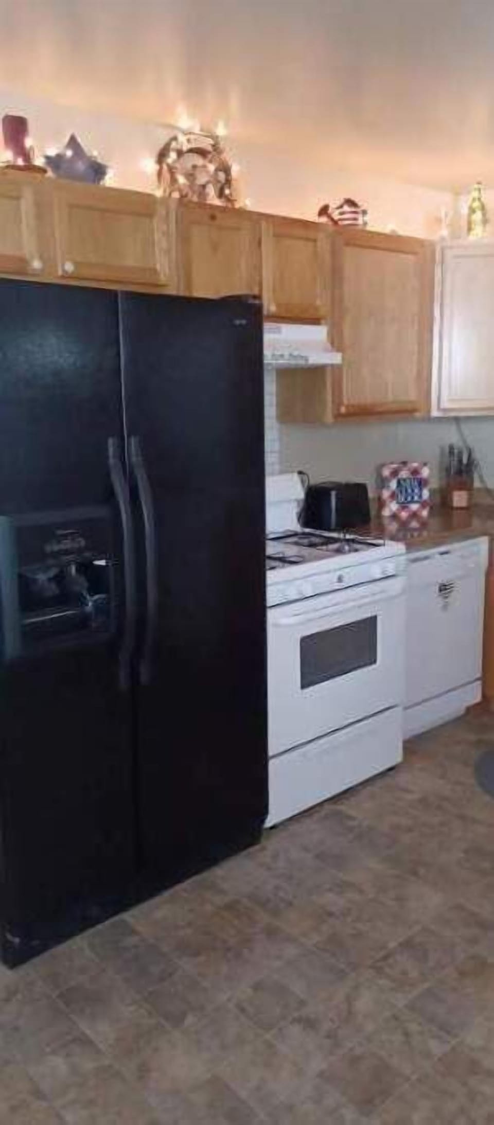 full kitchen
