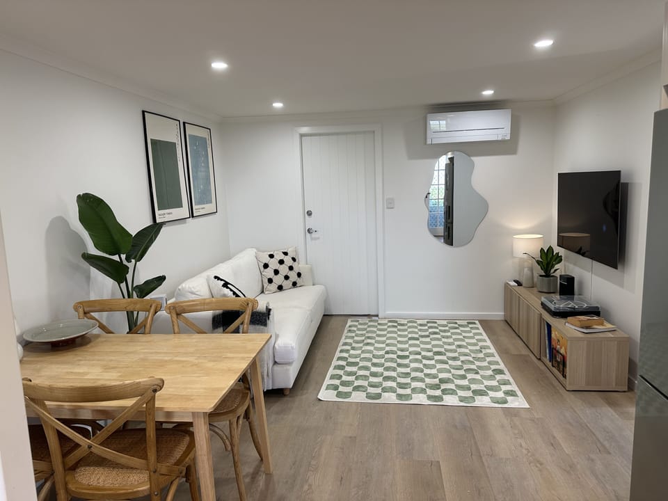 Open plan Lounge dinning kitchen