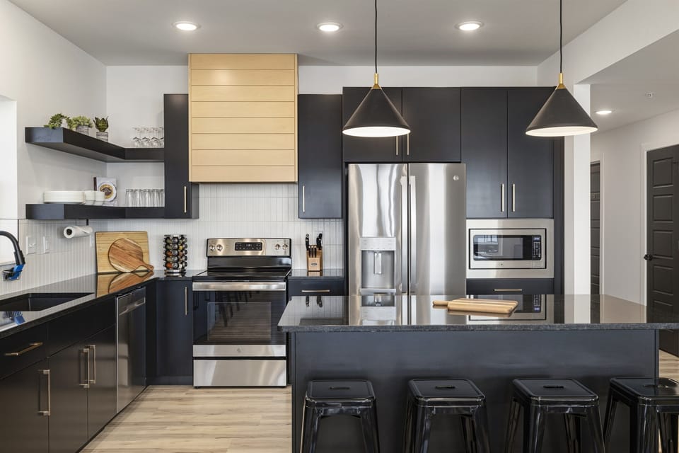 Tree House - Main Level: Kitchen