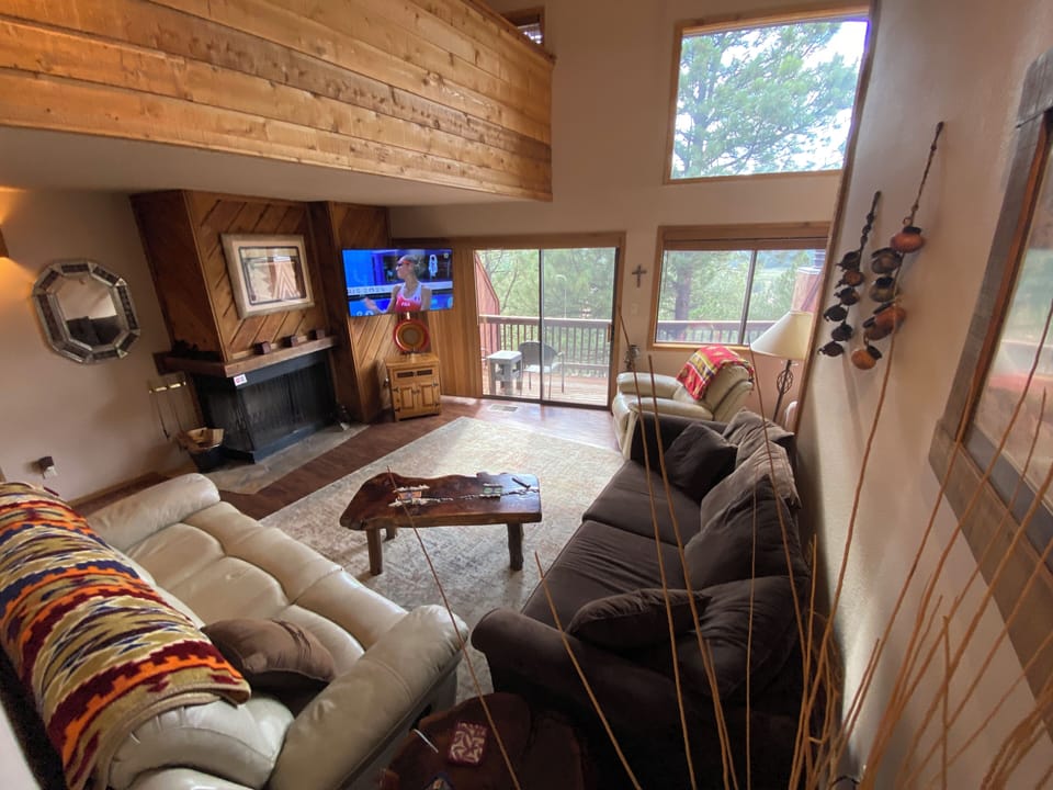 Smart TV can be viewed from dining area