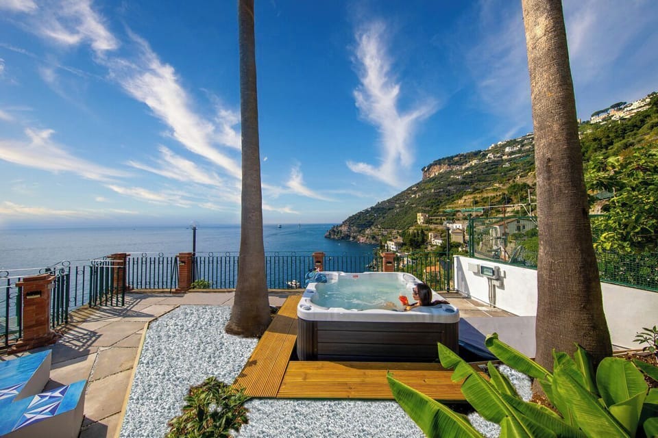 Rooftop Terrace with Jacuzzi