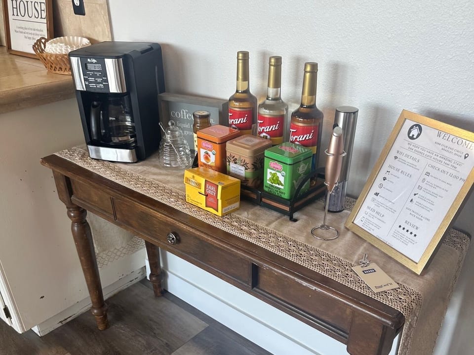 Coffee/tea bar with automatic drip and Keurig pods (not pictured)