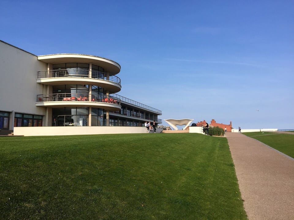 Surrounding - Promenade