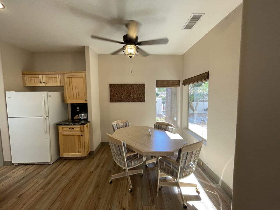 Dining area in kitchen