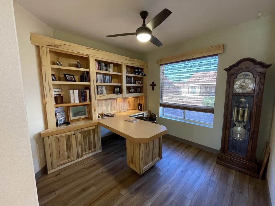 Office/workspace