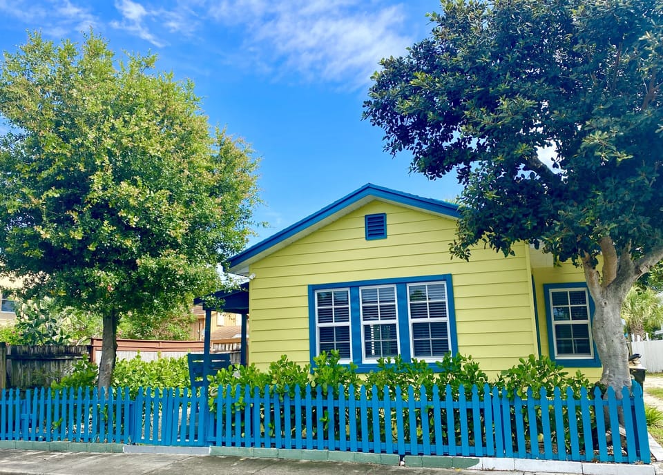 View from the street - plenty of street parking for free right out front.