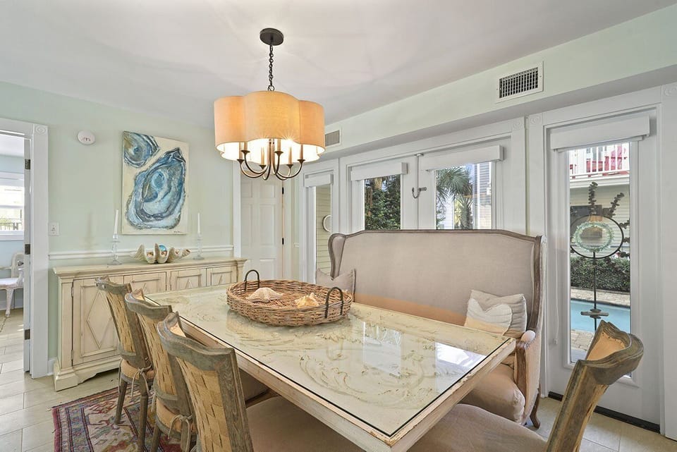 Palm Oasis - Miramar Beach - Dining Room