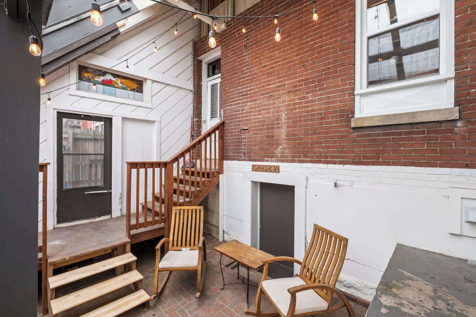 Patio: Enjoy our indoor patio area with its glass ceiling and walls that let in plenty of light, perfect for a relaxing sit-down any time of the day.