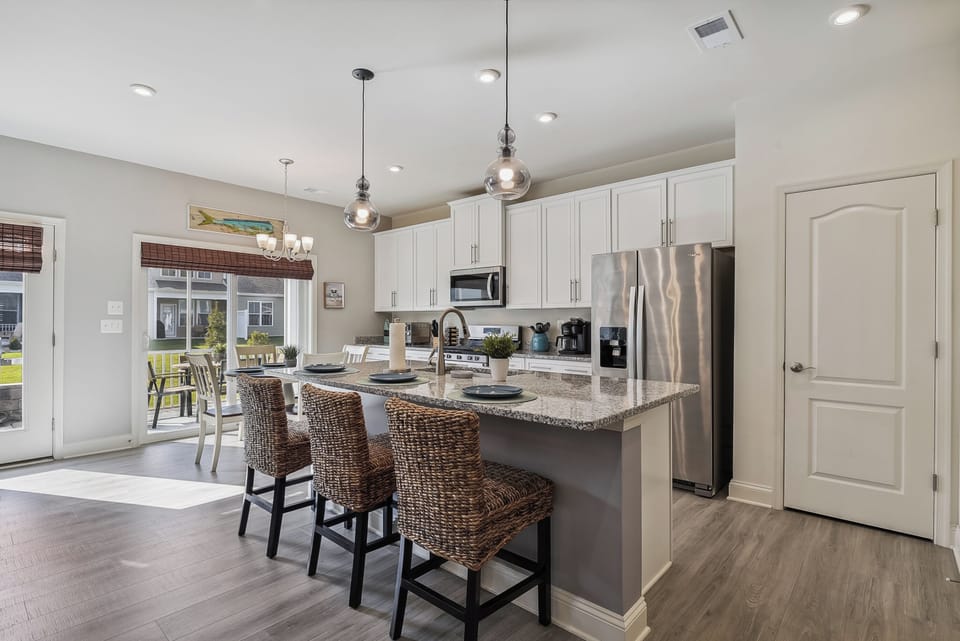 Main Level,Kitchen,