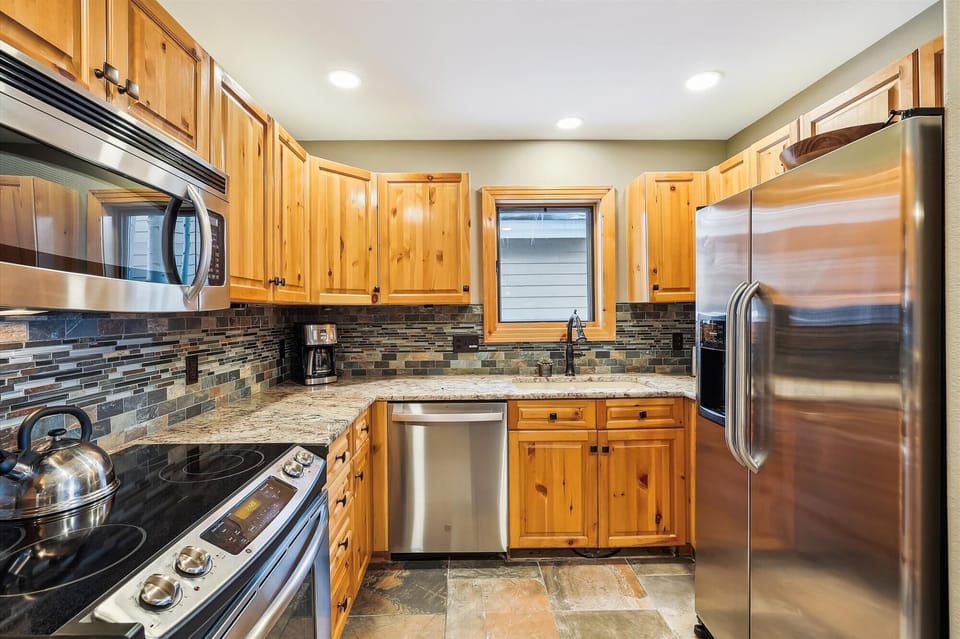 Kitchen - Elk Ridge 432 - Breckenridge Vacation Rental