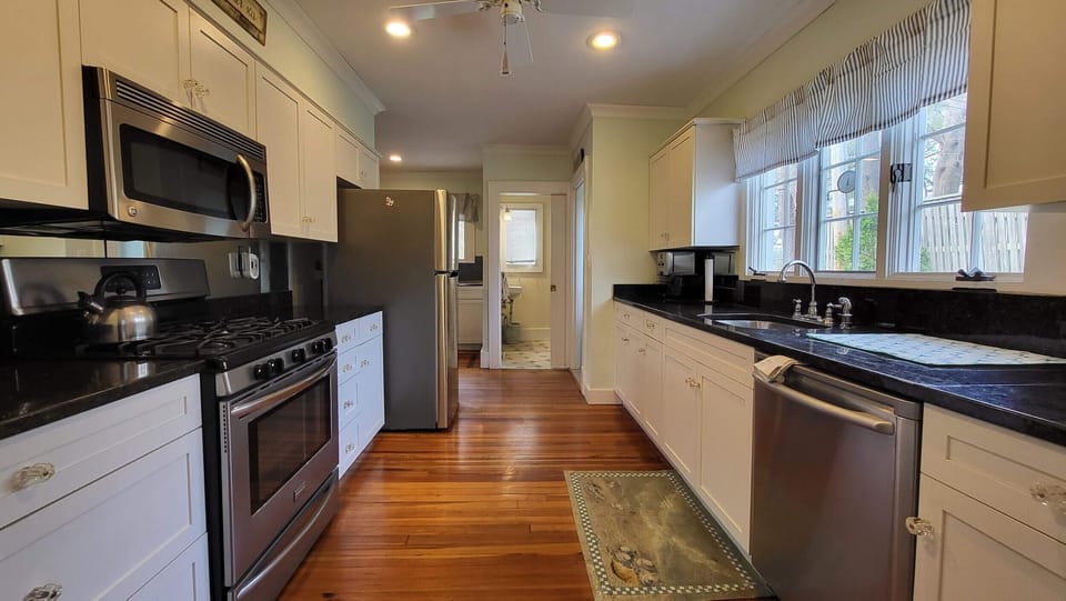 Bright kitchen