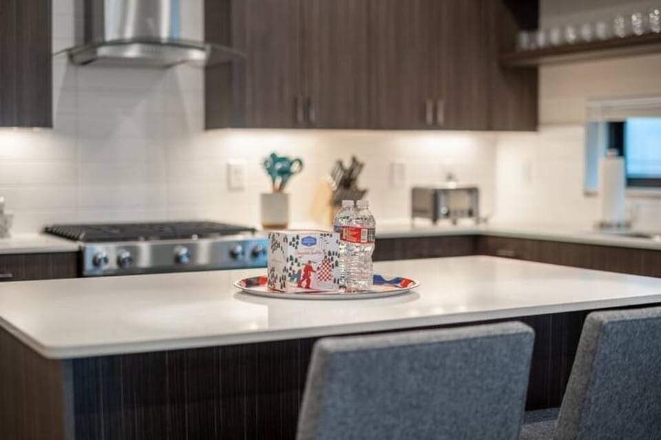 Kitchen island