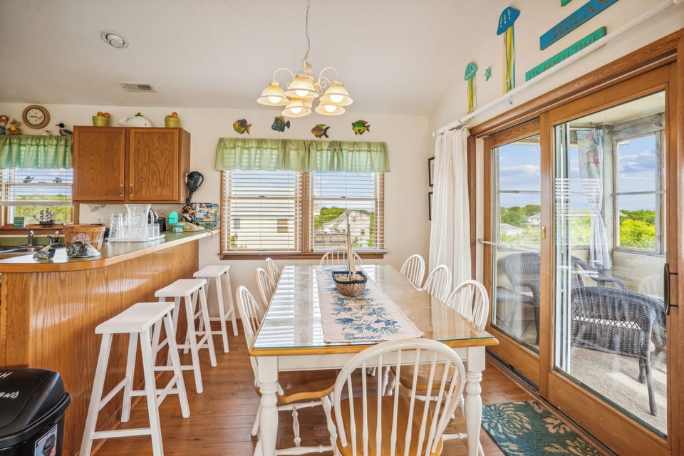 Main/Upper Level,Dining Area,