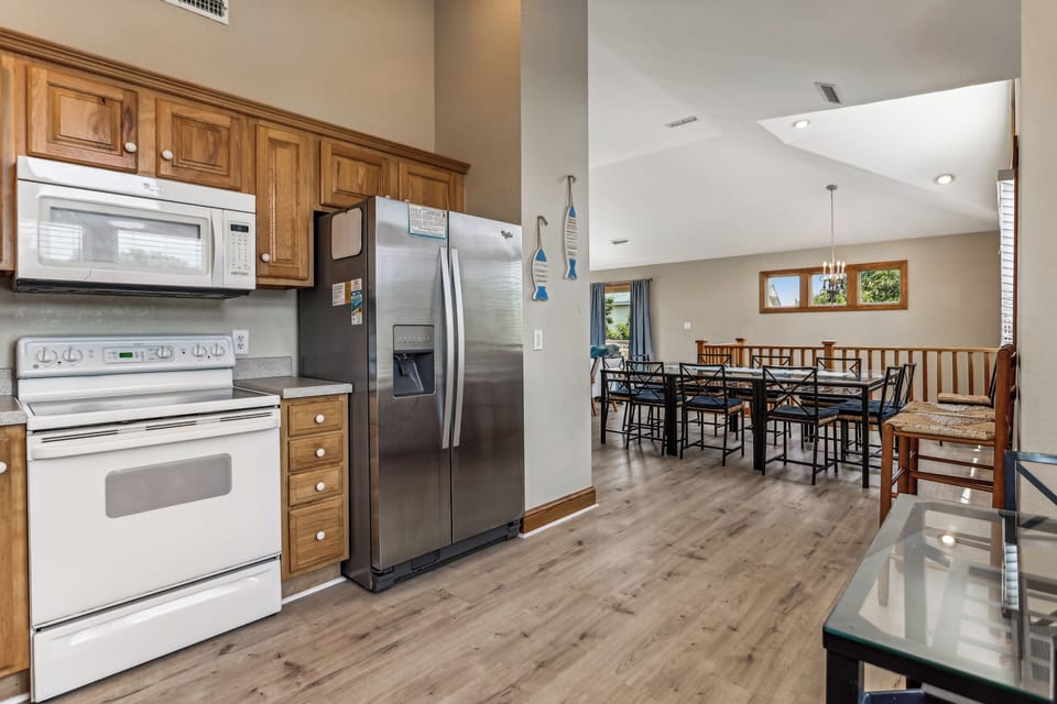 Main Level,Kitchen,