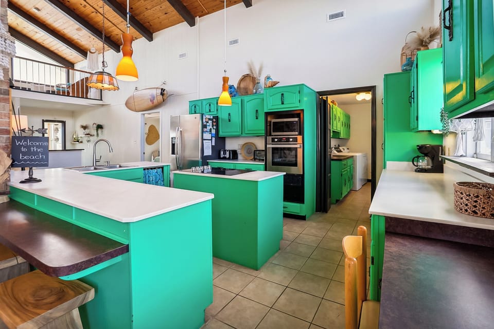Main Level,Kitchen,