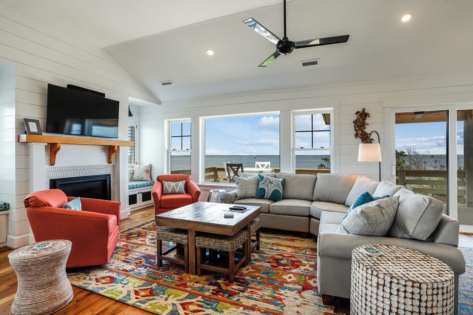 Main Level,Living Area,