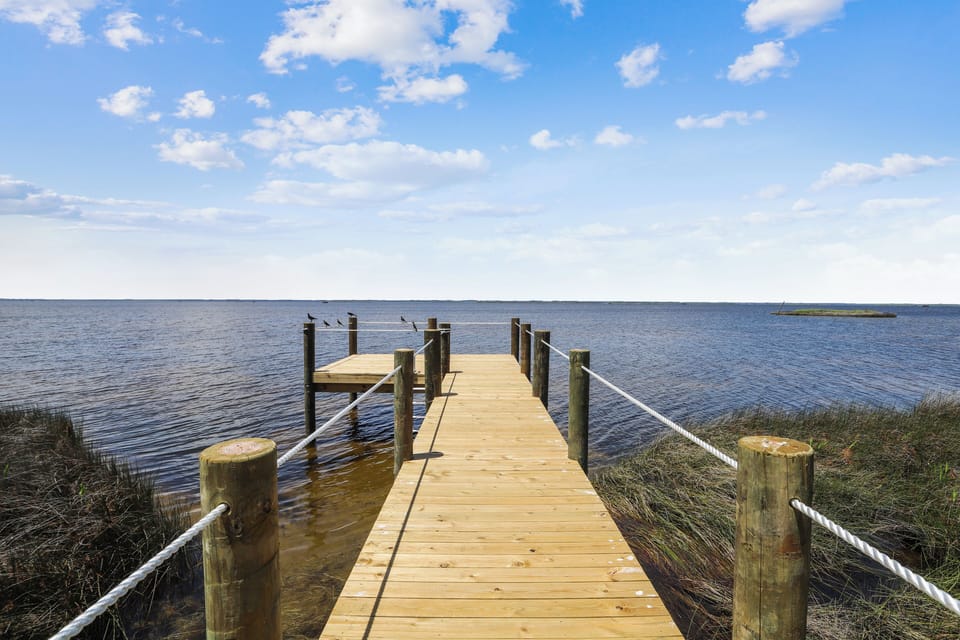 Exterior,Dock,