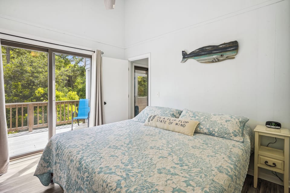 Main Level,Bedroom,
