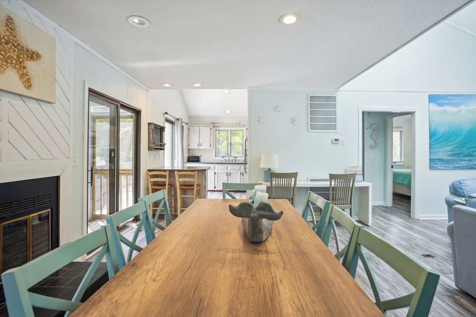 Main Level,Dining Area,