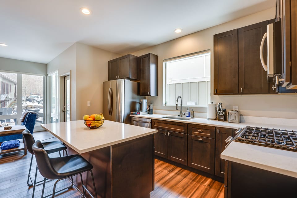 Kitchen | Coffee Maker | Blender | Crockpot | Cooking Basics | Spices