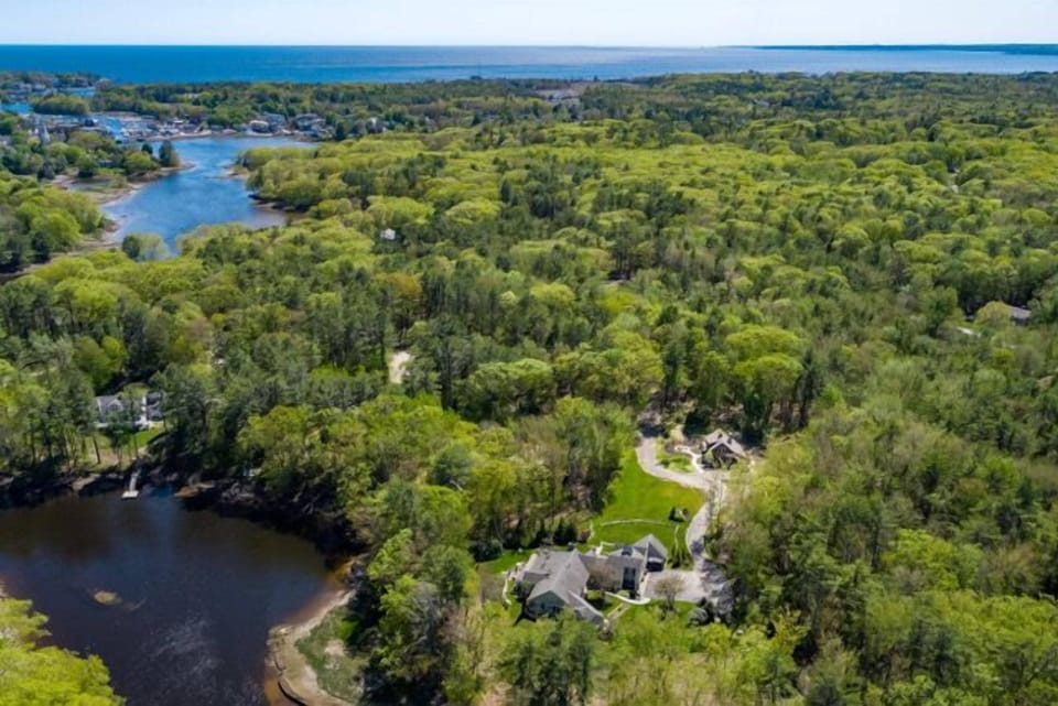 c2bd2659-865f-4692-bd7e-ce6c1af28912