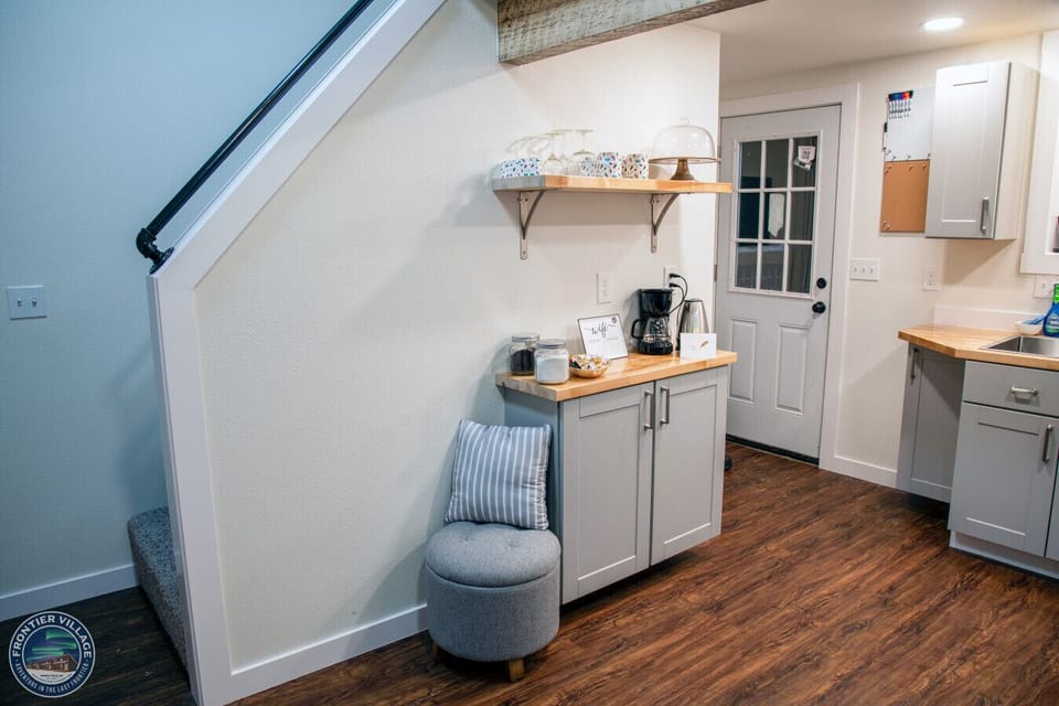 Livingroom area.