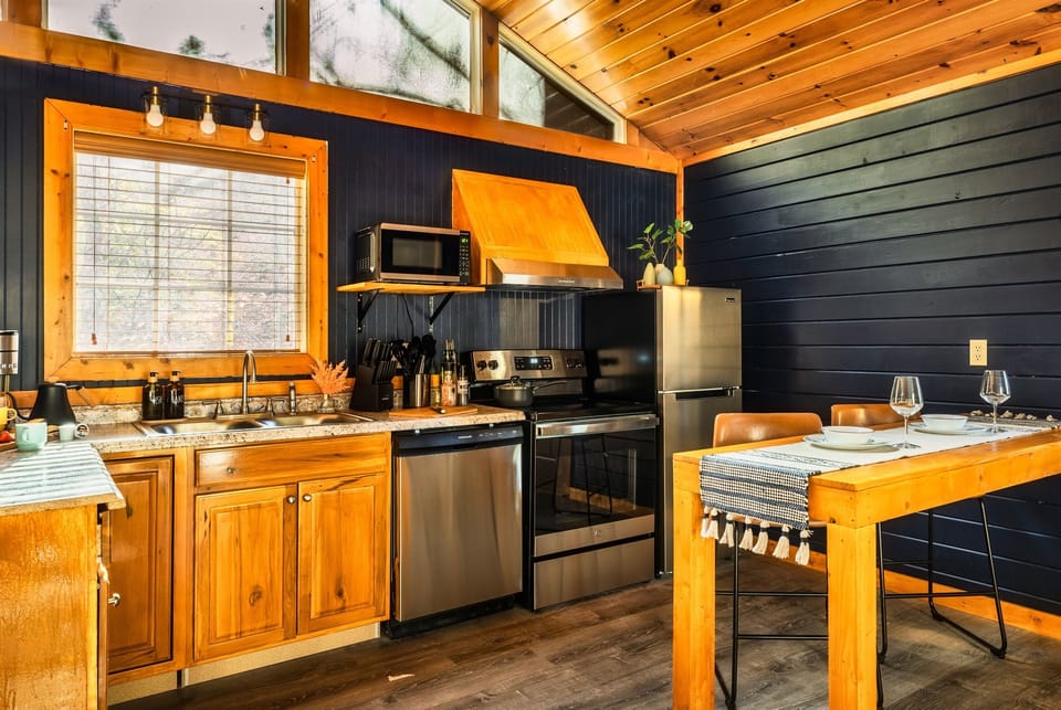 An open, well-stocked kitchen for you and your loved ones to enjoy a meal together!