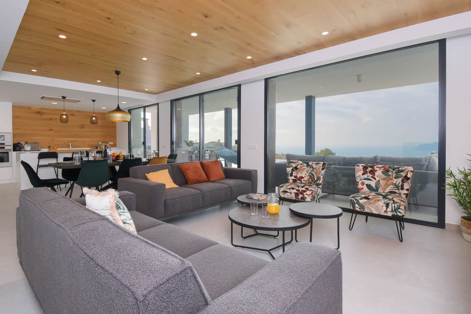 Living-dining room