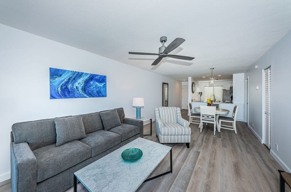 web-or-mls-Living Room 3-3