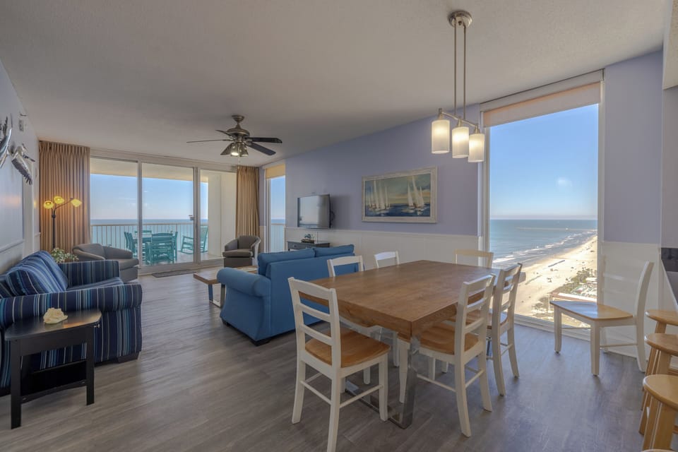 Beautiful Views from this End Unit Directly on the Gulf