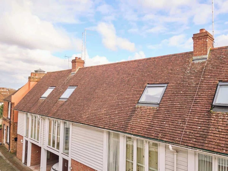 Queen's Corner, Canterbury - Host & Stay