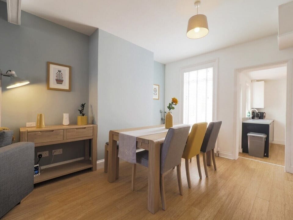 Herbert Road, Ramsgate - Host & Stay