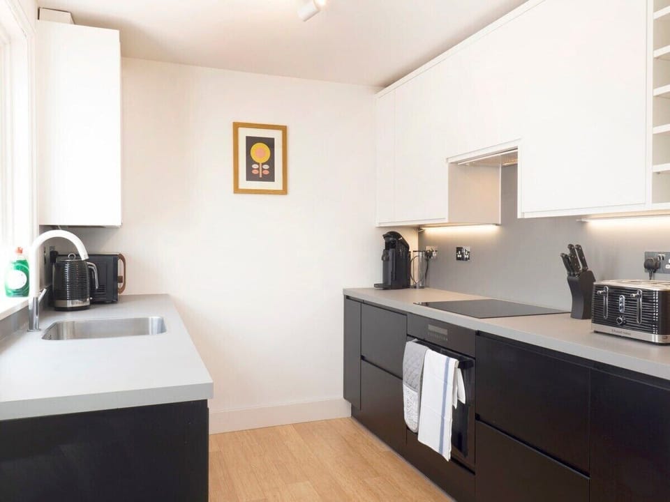 Herbert Road, Ramsgate - Host & Stay