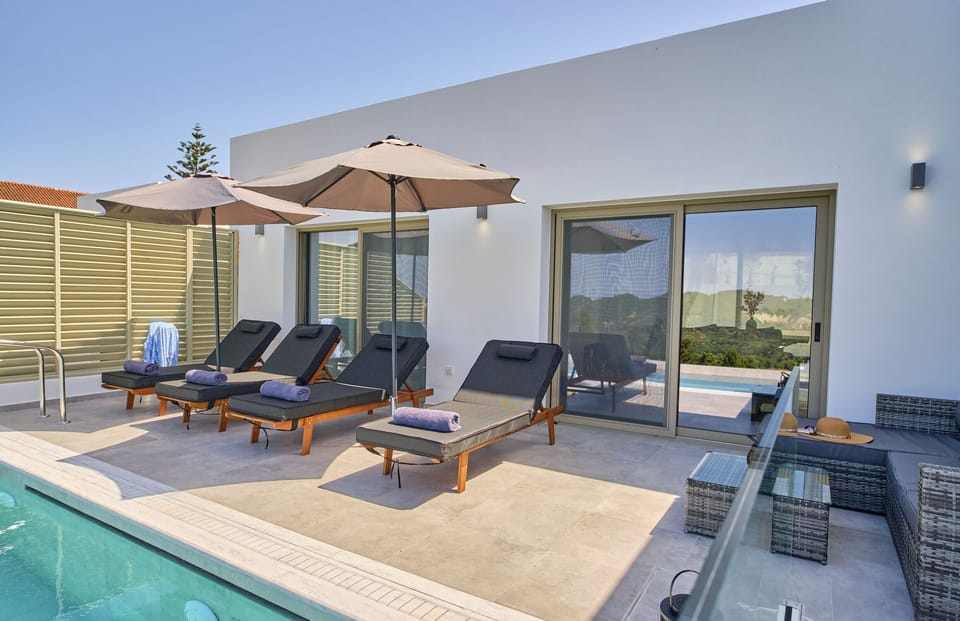 Polgar Villa 1 Corfu Swimming Pool