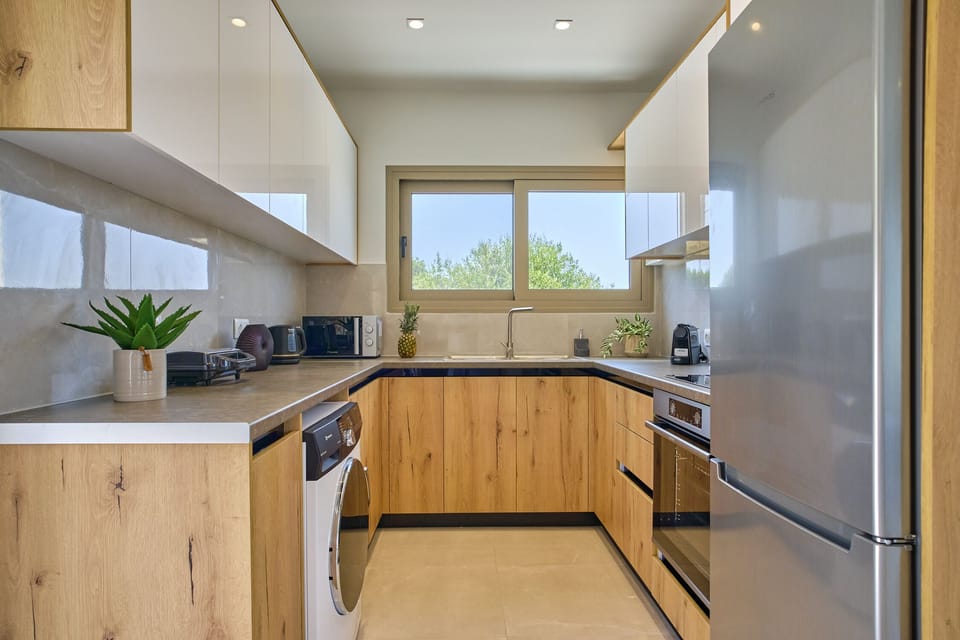 Polgar Villa 1 Corfu Kitchen