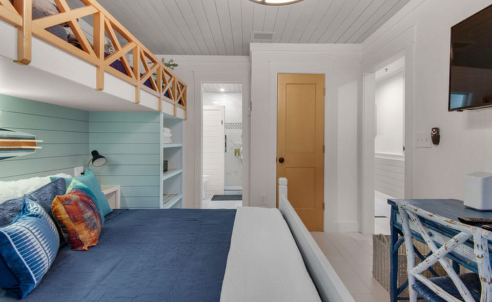 Master king with twin bunk bedroom