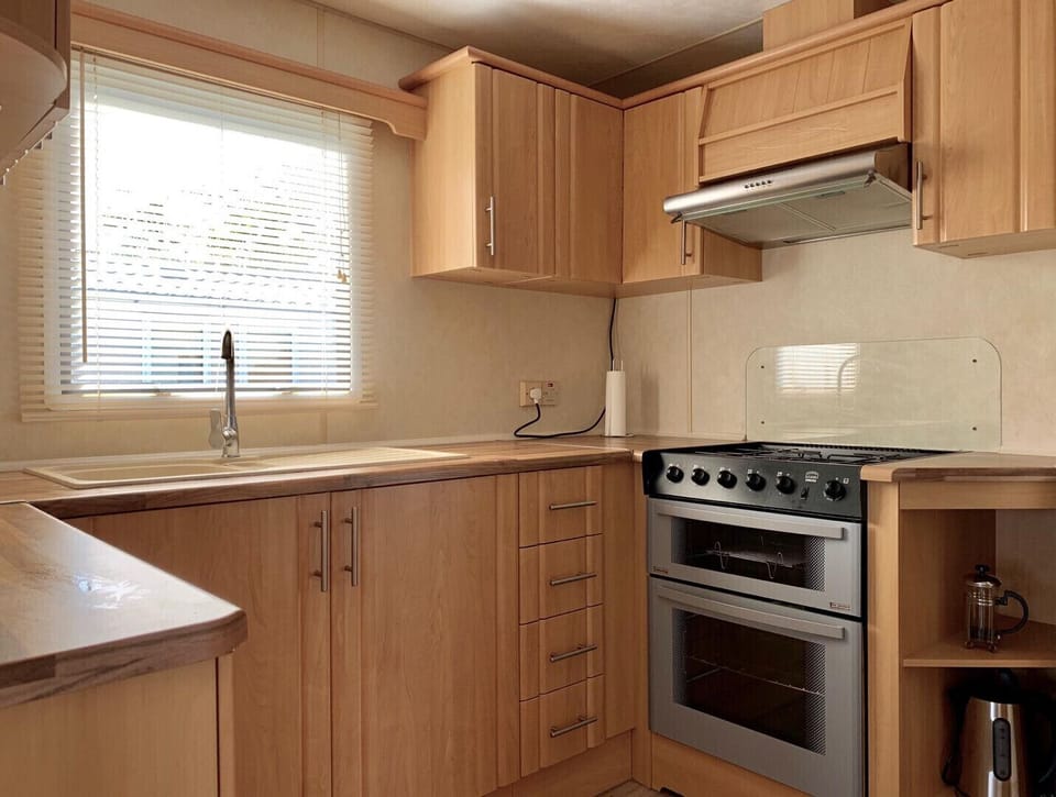 The kitchen of Roompot Beach Resort Kamperland 541 - EEZZ