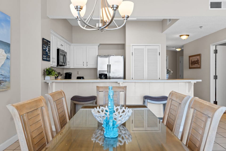 Enjoy your meals from the dining room which has a very open feel so you always are part of the activities.