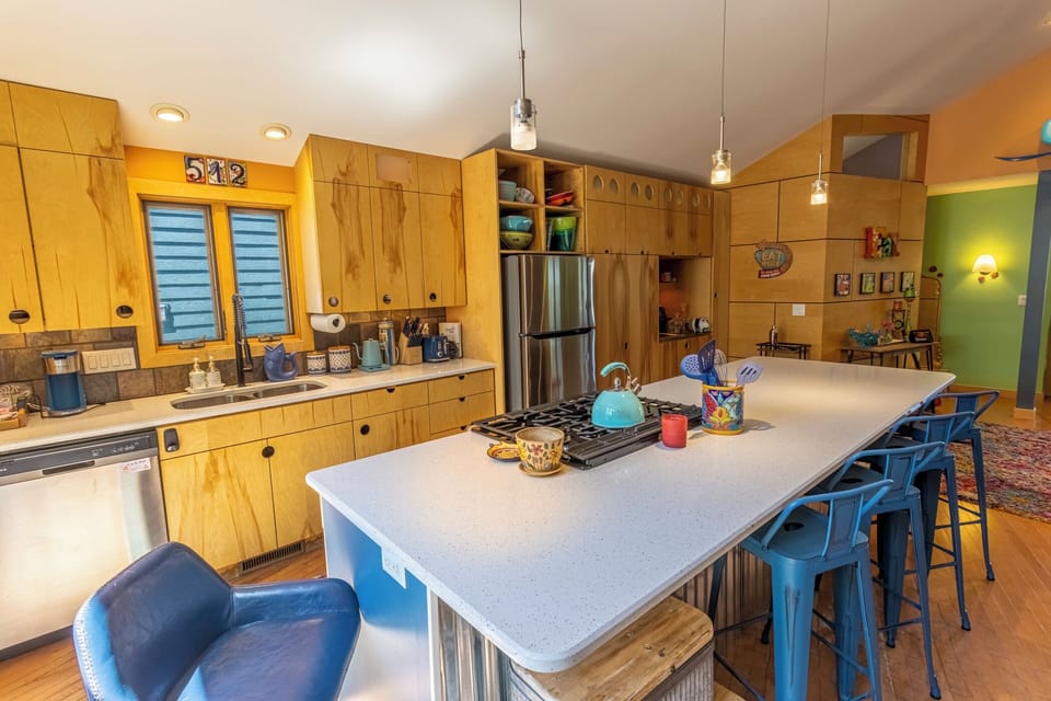Main Level | Kitchen | Dining