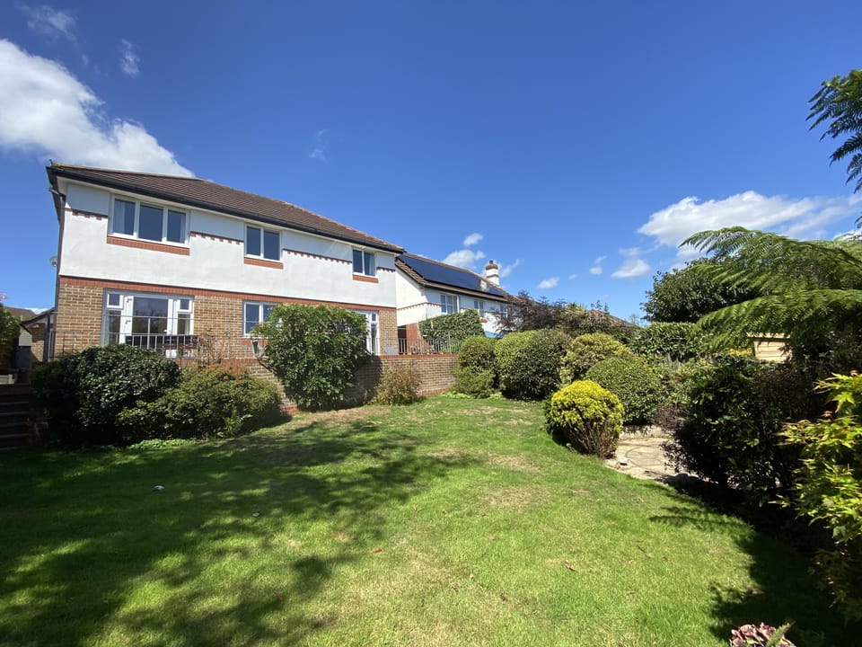 No.48 Falmouth garden