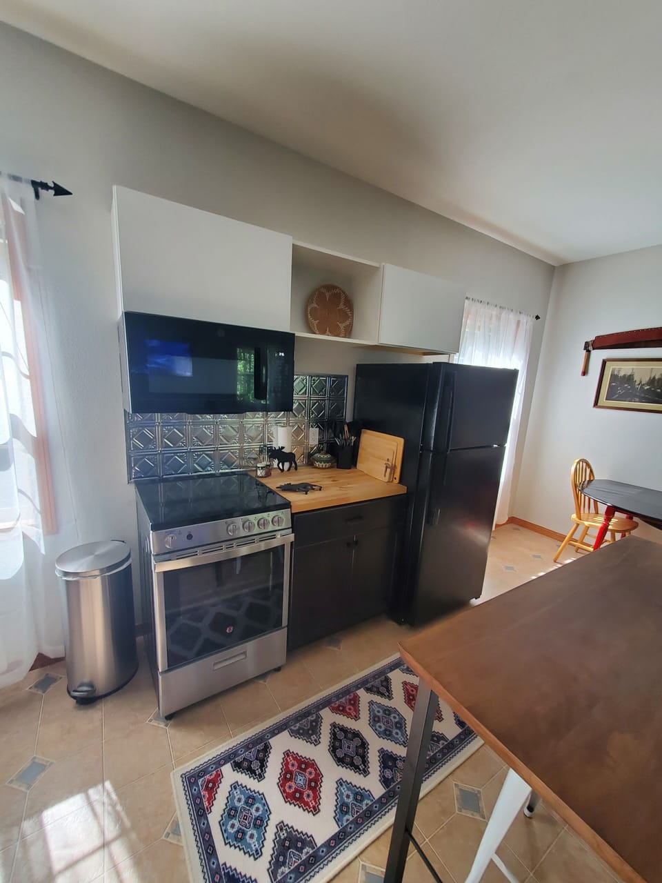 Stove/Oven and Fridge
