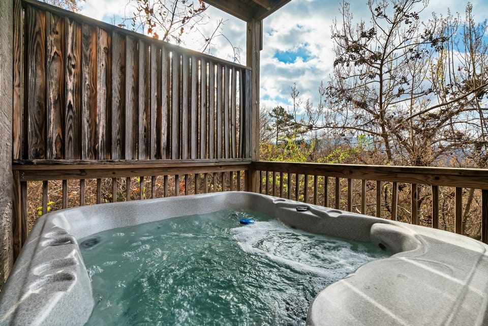 2nd Lower Level Hot-tub