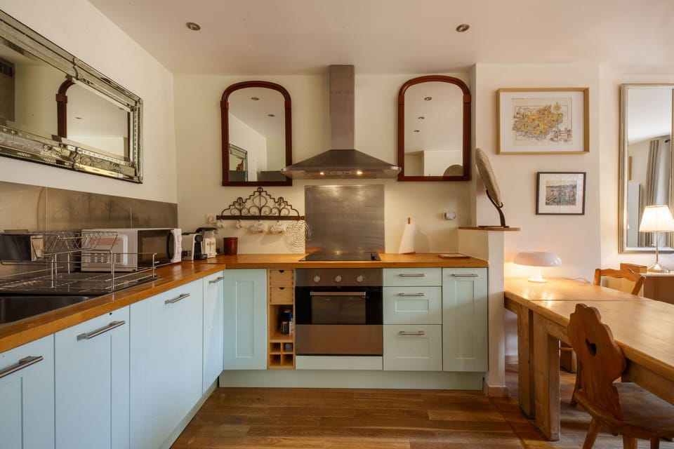 Private kitchen