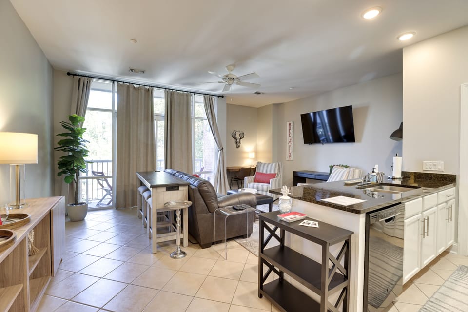 Living Room | Main Floor | Smart TV | Central A/C
