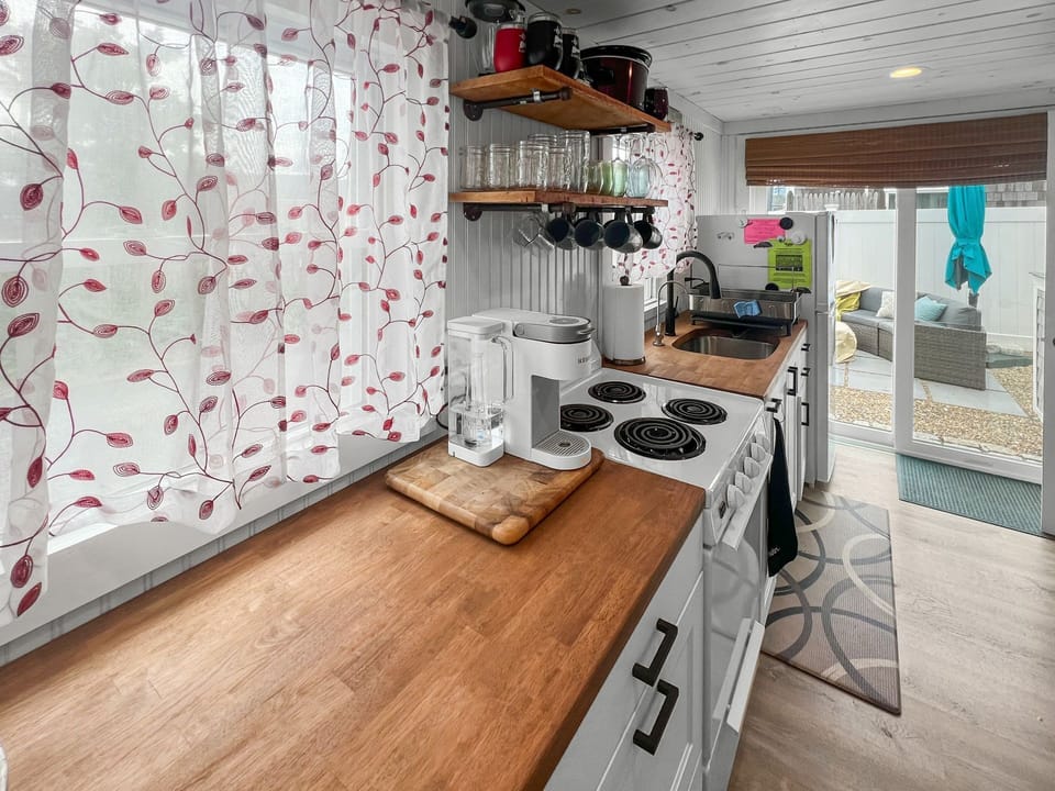 Kitchen with outdoor seating view