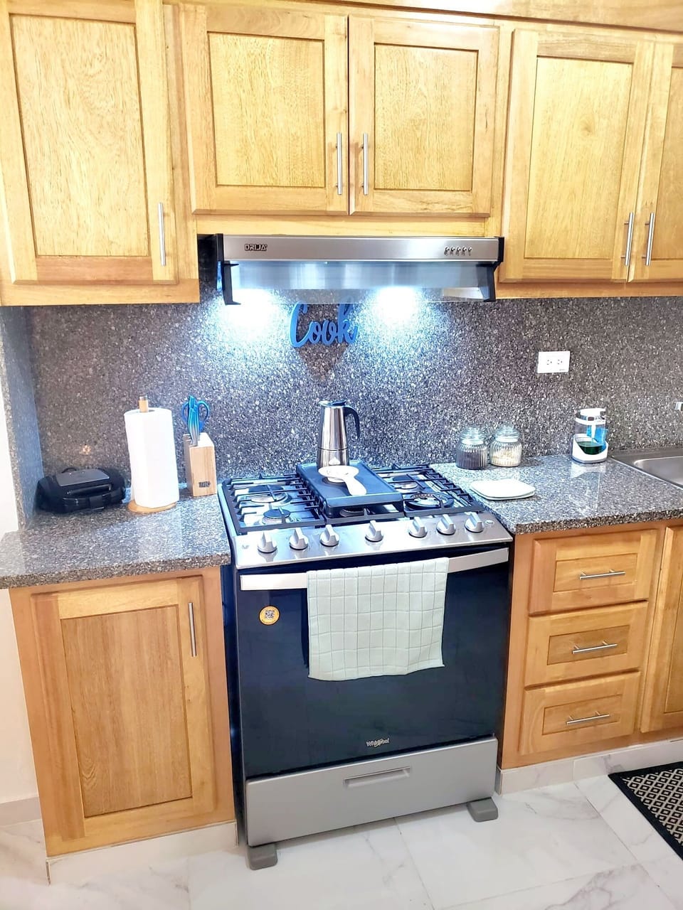 Private kitchen