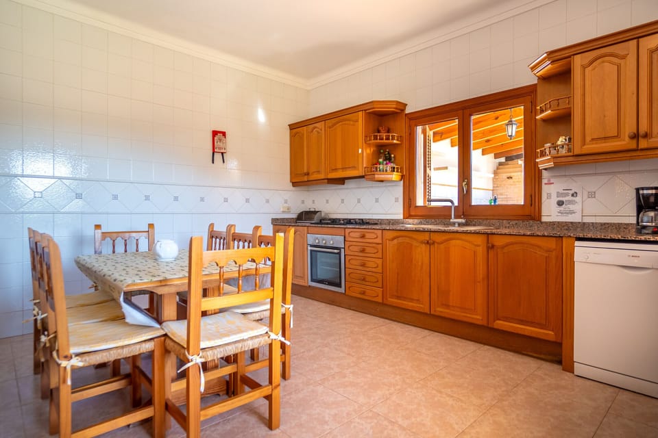 Villa in Alcudia for 8 persons with Pool and garden